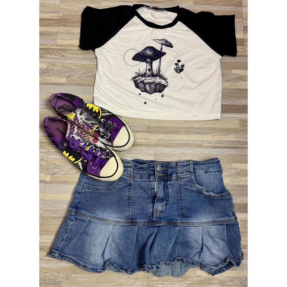 Y2K Mushroom Crop Fairycore Grunge Baby Tee‎ Alt Mall Girl Black White Graphic